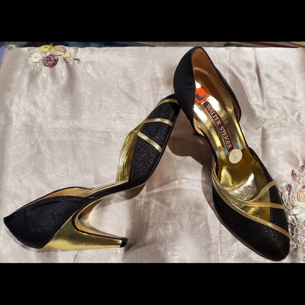 NWT Walter Steiger gold & black sparkle peep toe with Iconic banana heels 8B